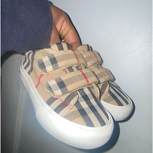Burberry canvas children’s sneakers